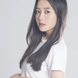 Shin Soo-yeon