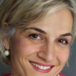 Simay Küçük