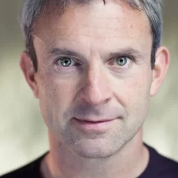 Simon Lenagan