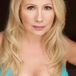 Stephanie Garvin
