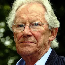 Stephen Thorne