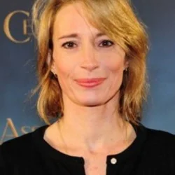 Tania Kloek