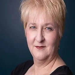 Tanya Saari