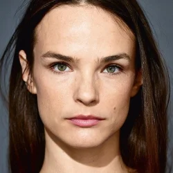Tina Vrbnjak