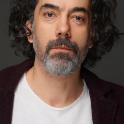 Tolga Çıklaçiftçi