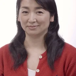 Tomoko Abe
