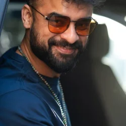Tovino Thomas