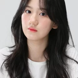 Um Chae-young