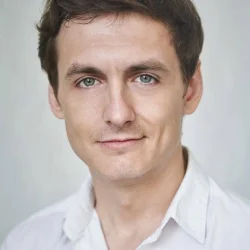 Валентин Смирнов