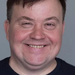 Владимир Максимов