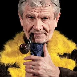Вячеслав Захаров