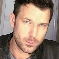 Wil Traval