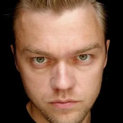 Ярослав Иванов