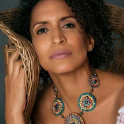 Yelena Molina