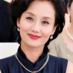 Ying Li