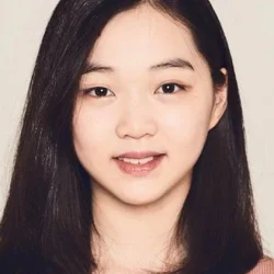 Yoon Ha-young