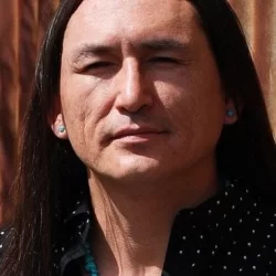 Юджин 'Храбрый камень'
