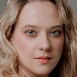 Юлия Гревцова