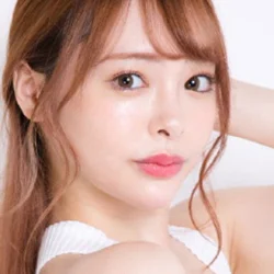 Yuna Ogura