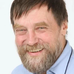 Юрий Веялис