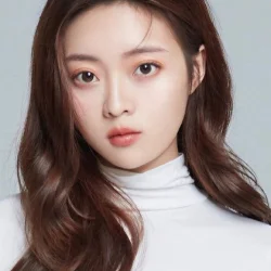 Zheng Yujia