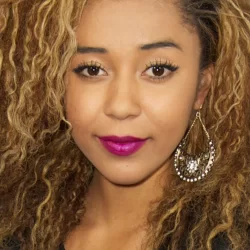 Zoë Soul
