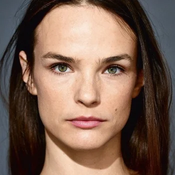 Tina Vrbnjak