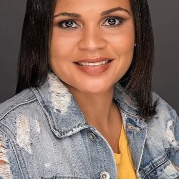 Tirmira Robinson