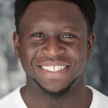 Yinka Awoni