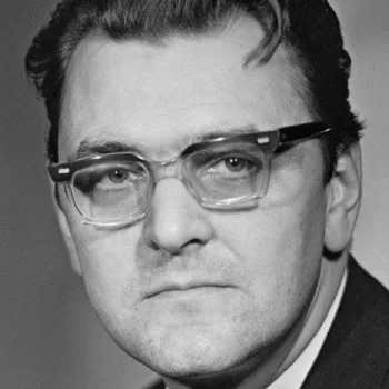 Юрий Яковлев