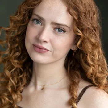 Zoé De Grand Maison
